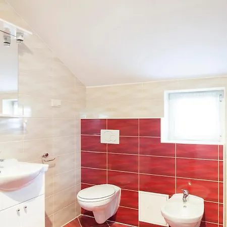 Mon Perin Castrum - Apartment Jakov * באלה