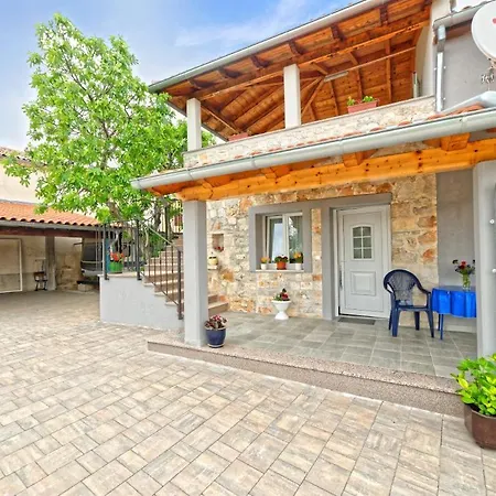 Mon Perin Castrum - Apartment Jakov דירה *